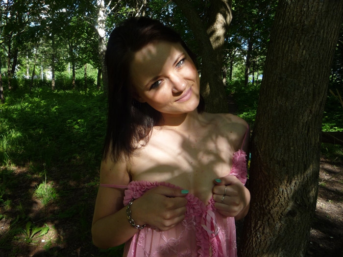 Живу в самой сокровенной столице, в Москве. ⭐️ В моих объятьях ты найдешь настоящее удовольствие и безудержное наслаждение. Я умею предложить тебе все, что ты пожелаешь: классический и эротический массаж, глубокий оральный секс, игры в ролевые сценарии и многое другое.💋 Каждое мгновение со мной — это путь к безграничному блаженству и счастью. 💫 Тебе понравятся мои фото, они говорят за себя. А отзывы моих предыдущих клиентов только подтверждают мою непревзойденную красоту и заботу о тебе. 😍 Развлечь и обольстить тебя — моя главная миссия, и я готова выполнить все твои сокровенные фантазии. Не жди, напиши мне уже сейчас! 😉💋 16317, 20 лет