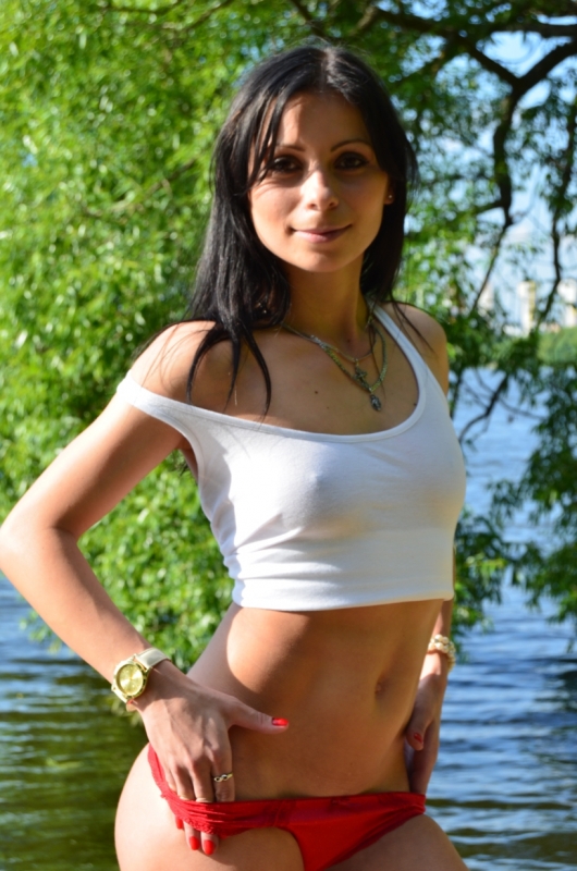 Милая и нежная девушка готова побаловать тебя своими ласками и страстью. Приезжай ко мне и ты откроешь для себя новые грани удовольствия. Только для ценителей качественного отдыха. 19322, 22 года